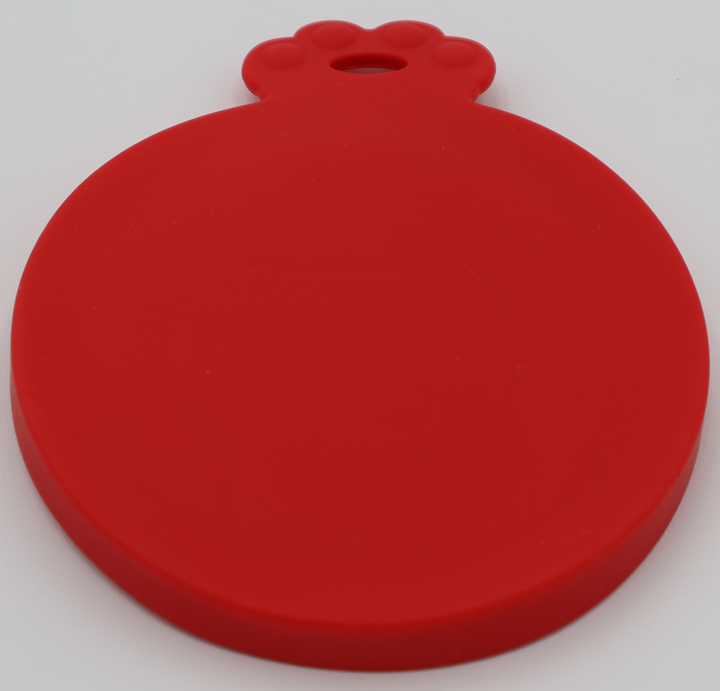 Red food-grade silicone lids for pet food cans airtight flexible universal fit, top view